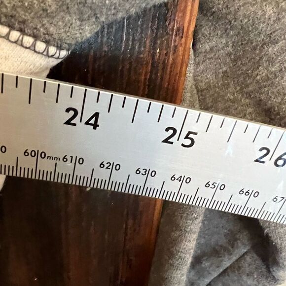 Virginia Tech VT distressed unisex Champion ringer sweatshirt. Size XL. - Picture 8 of 8